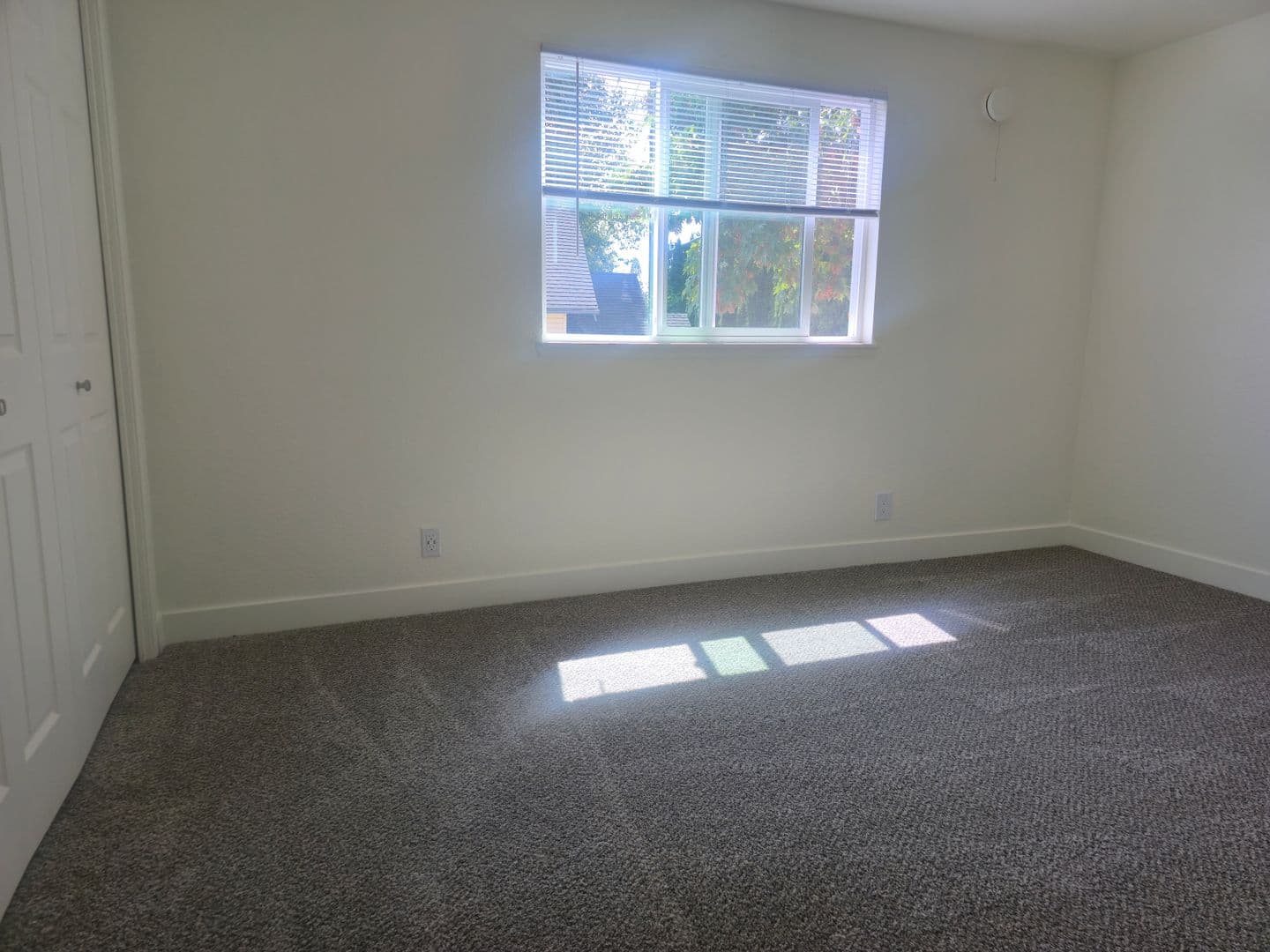 SALEM Apartment: 1304-1330 WALLACE RD. NW