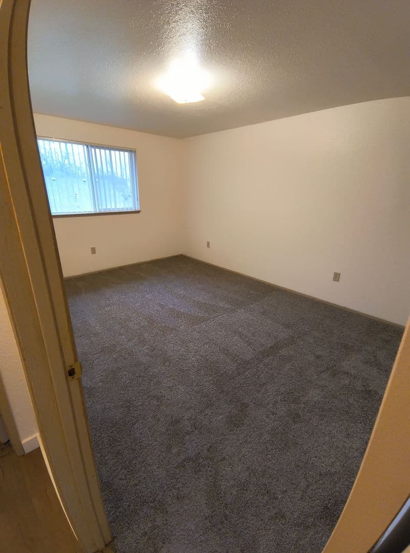 FOREST GROVE Apartment: 3010 22ND AVENUE