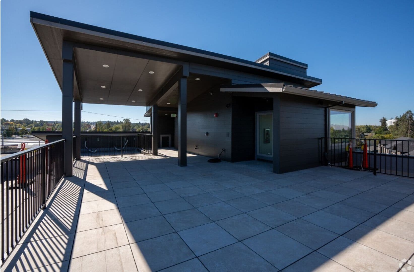 FAIRVIEW Apartment: 22025 NE HALSEY ST.