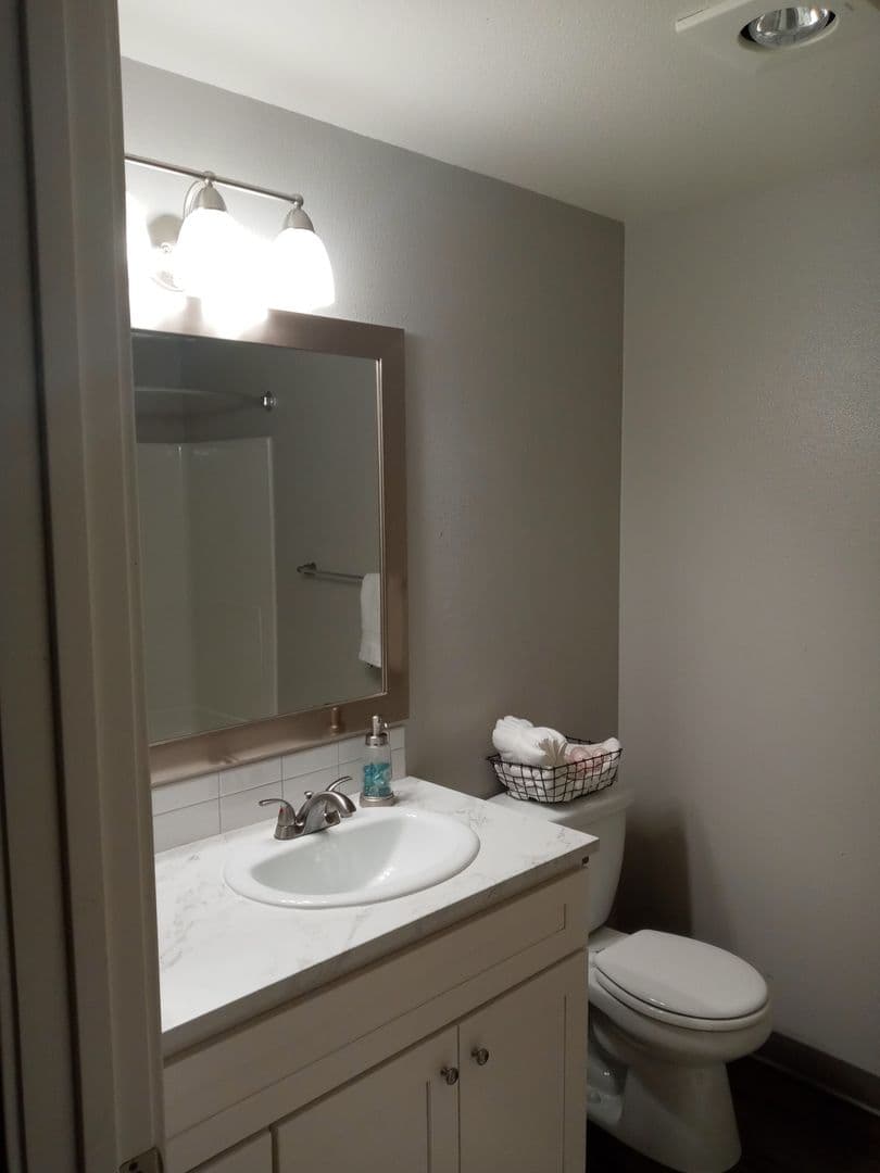MILWAUKIE Apartment: 11556 SE FULLER ROAD