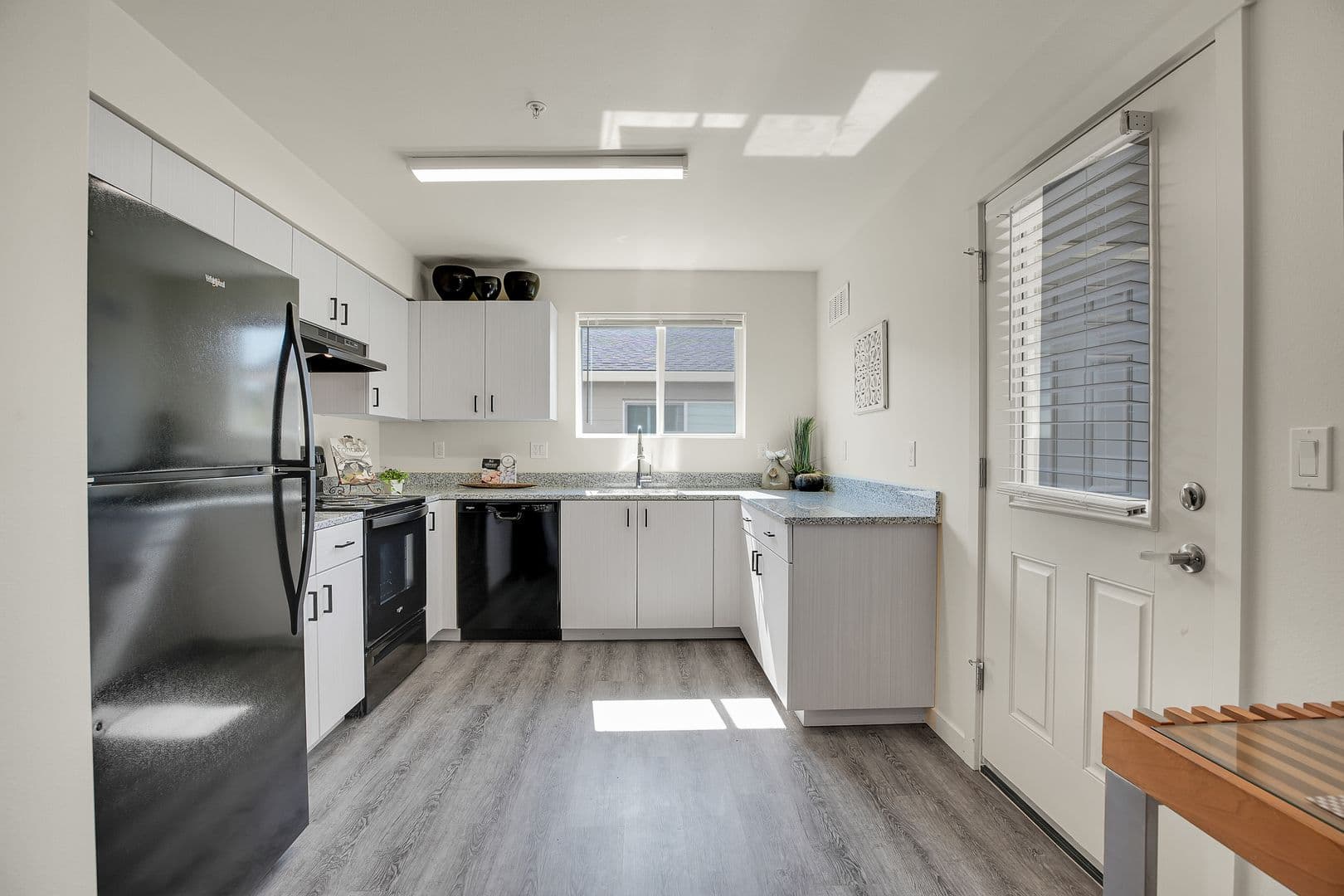 SPRINGFIELD Apartment: 4800 B STREET
