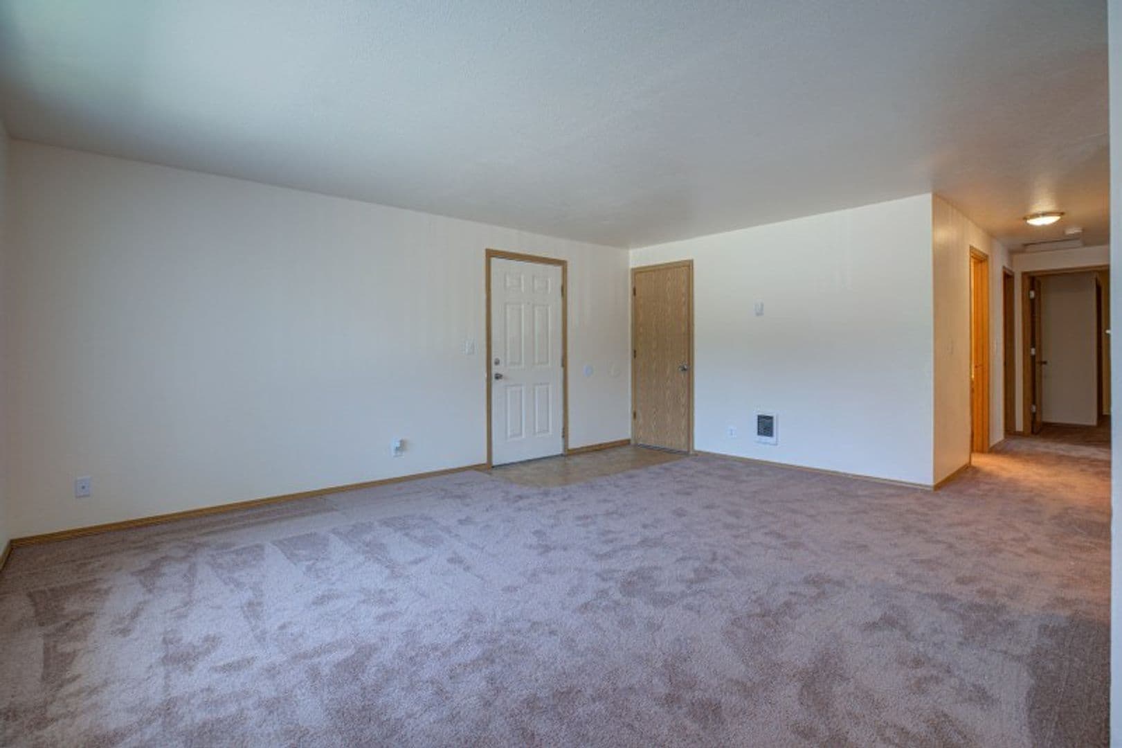 SALEM Apartment: 2800 FISHER ROAD, NE