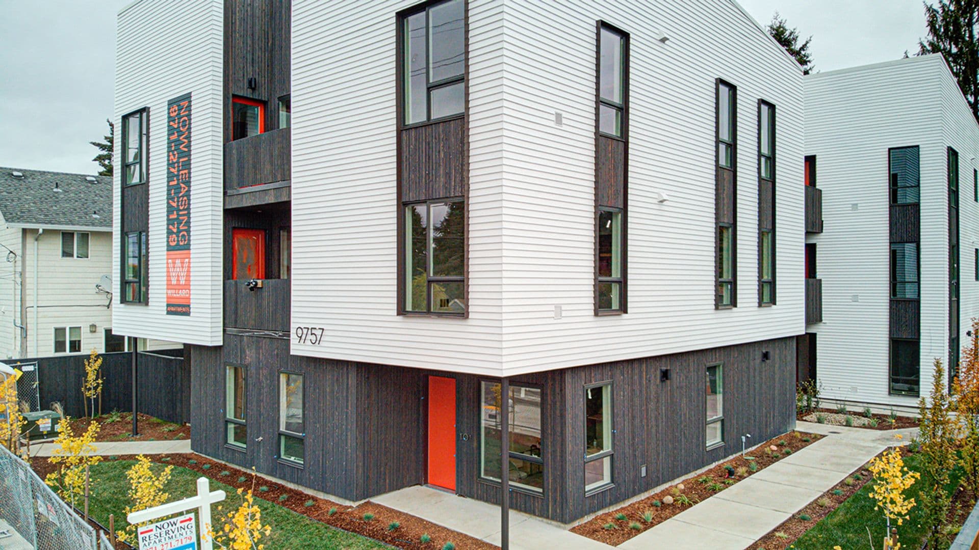 PORTLAND Apartment: 9757 SE HOLGATE BLVD