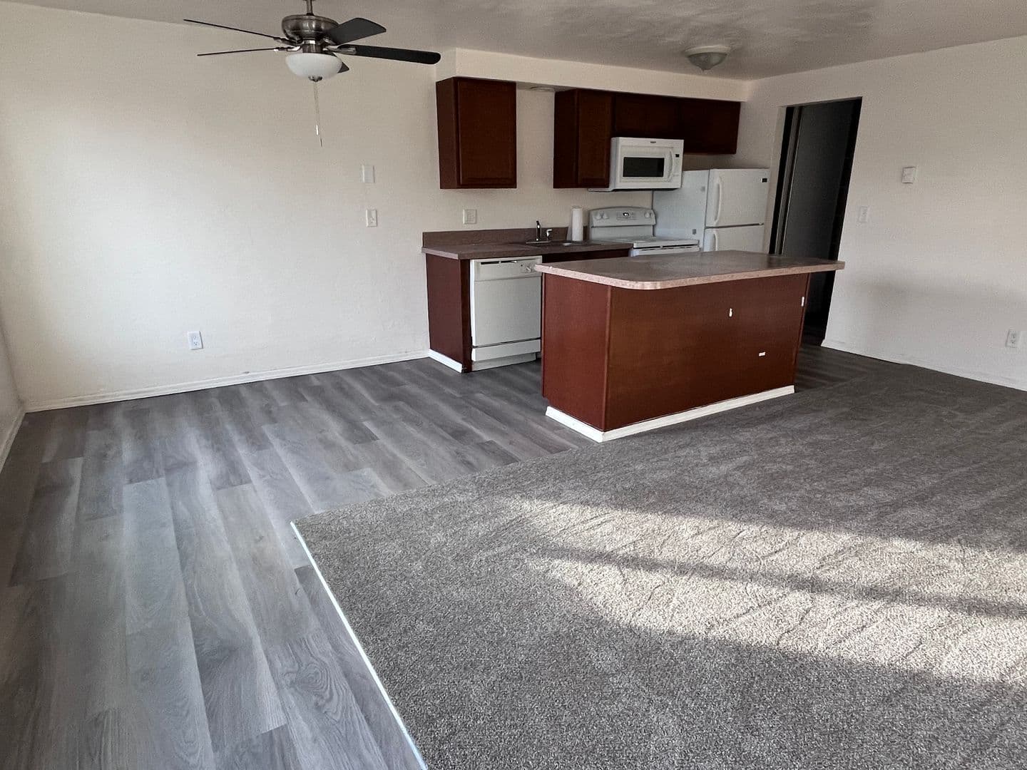 SALEM Apartment: 533 TAYBIN ROAD, NW