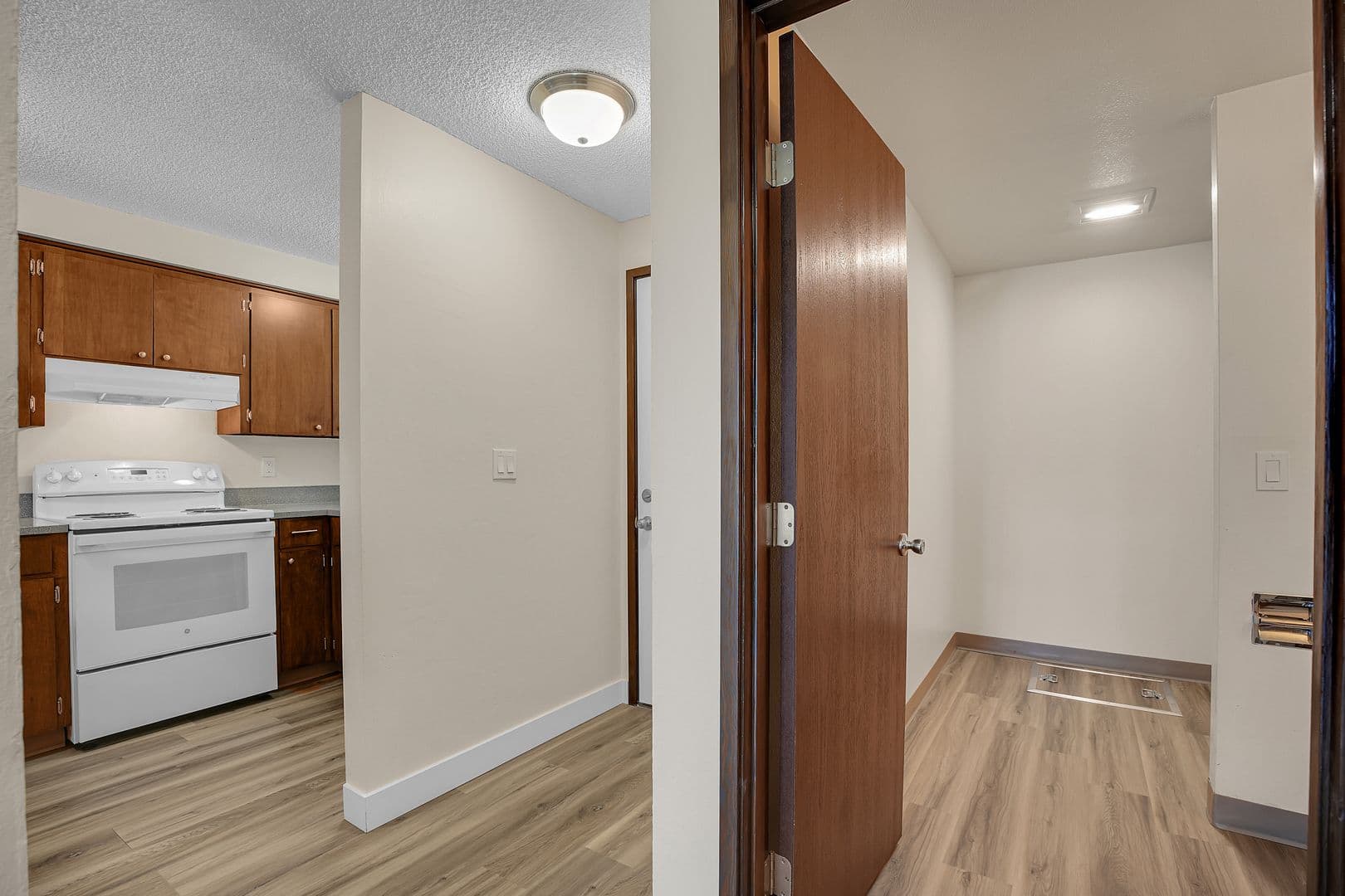KEIZER Apartment: 790 LOCKHAVEN DRIVE, NE