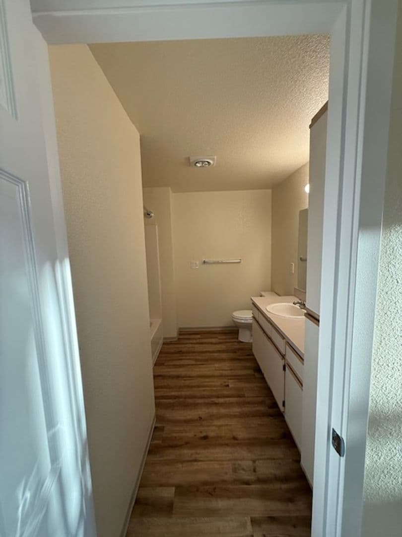 SALEM Apartment: 4665 CAMPBELL DR SE