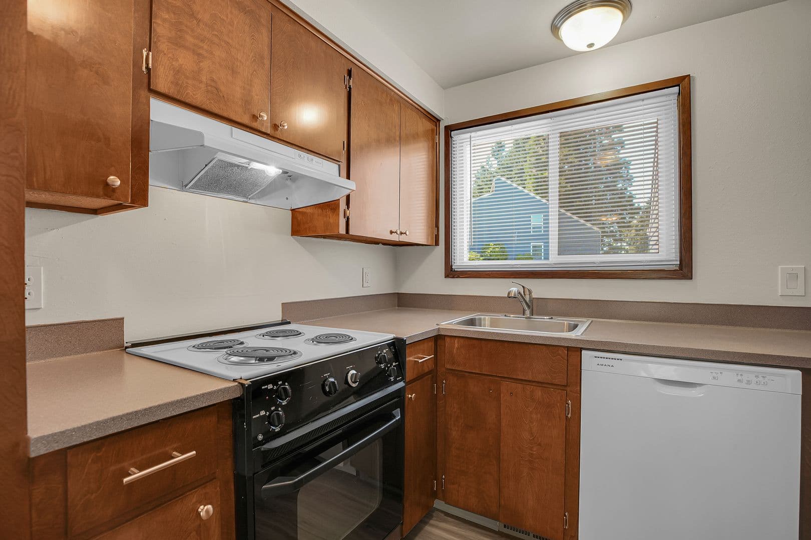 KEIZER Apartment: 790 LOCKHAVEN DRIVE, NE