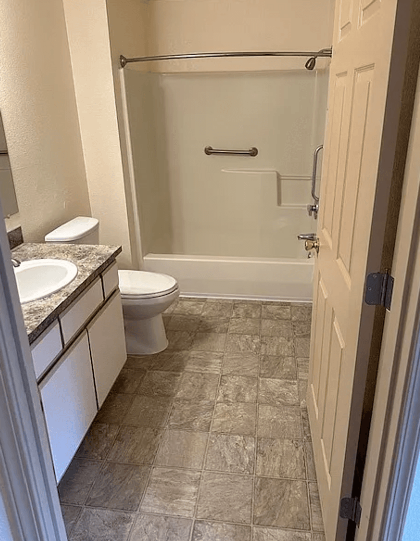 ALBANY Apartment: 1175 Pine Meadow Drive SE