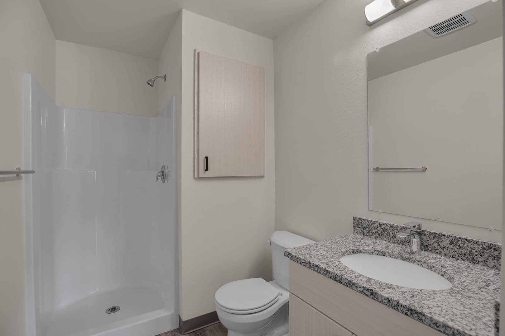 COTTAGE GROVE Apartment: 715 ROW RIVER ROAD