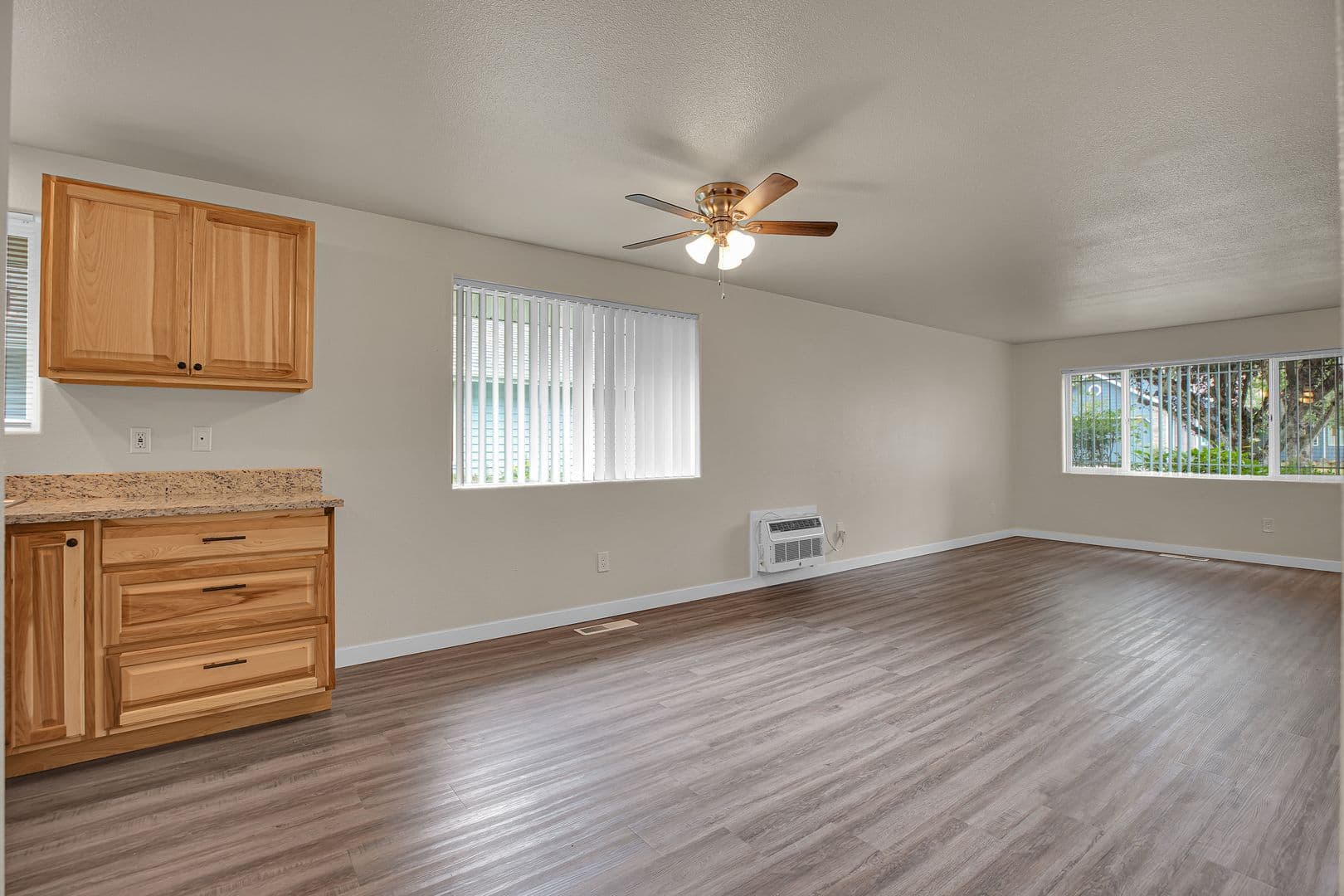 SALEM Townhome: 1194 BARNES ROAD, SE