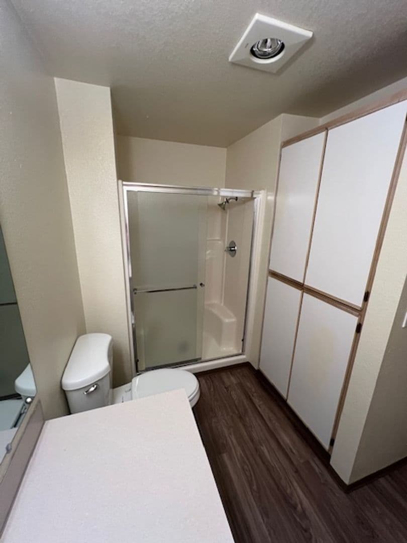 SALEM Apartment: 4665 CAMPBELL DR SE