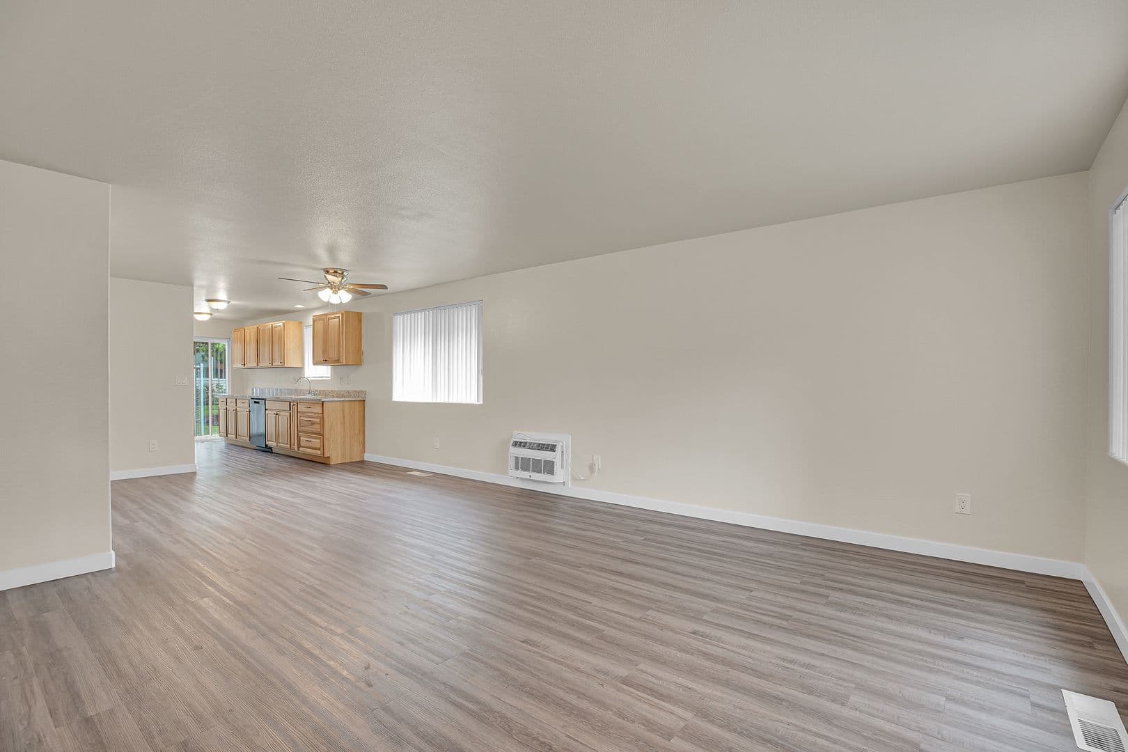 SALEM Townhome: 1194 BARNES ROAD, SE