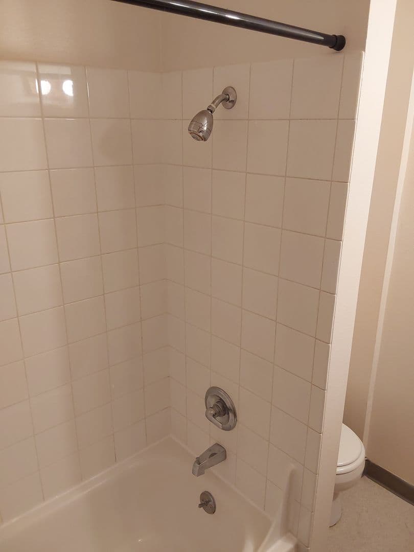 MILWAUKIE Apartment: 11275 SE 27TH AVENUE