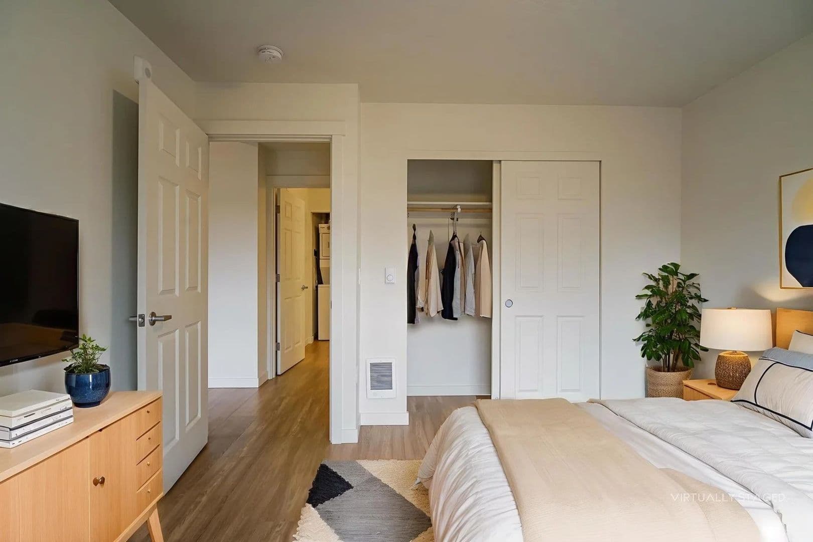 FAIRVIEW Apartment: 22025 NE HALSEY ST.