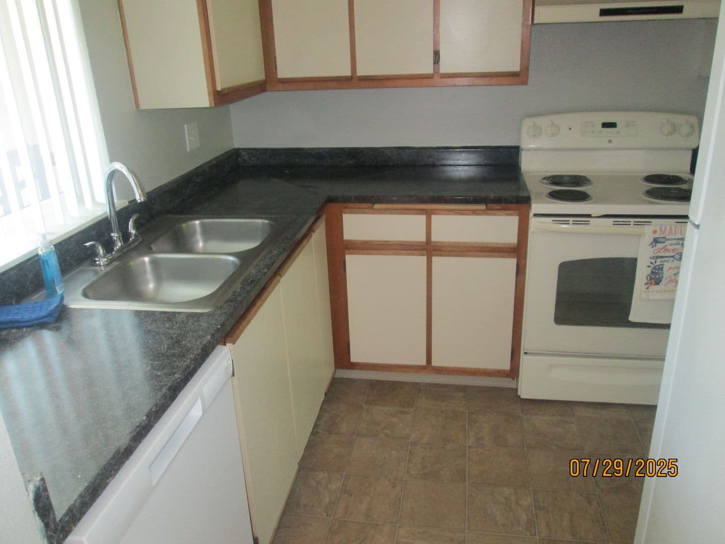 MILWAUKIE Apartment: 11556 SE FULLER ROAD