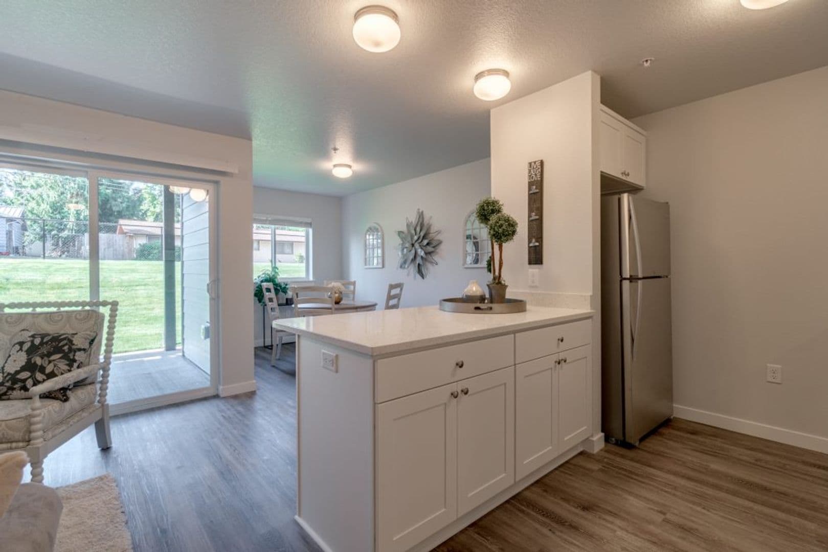SALEM Apartment: RIVER BEND RD NW