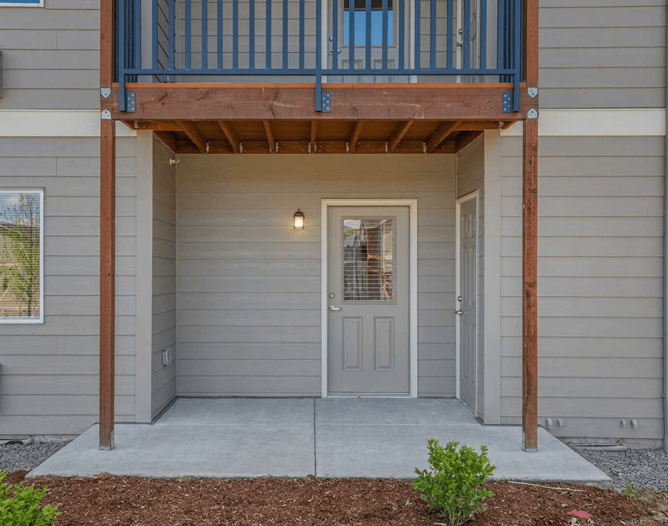 COTTAGE GROVE Apartment: 715 ROW RIVER ROAD
