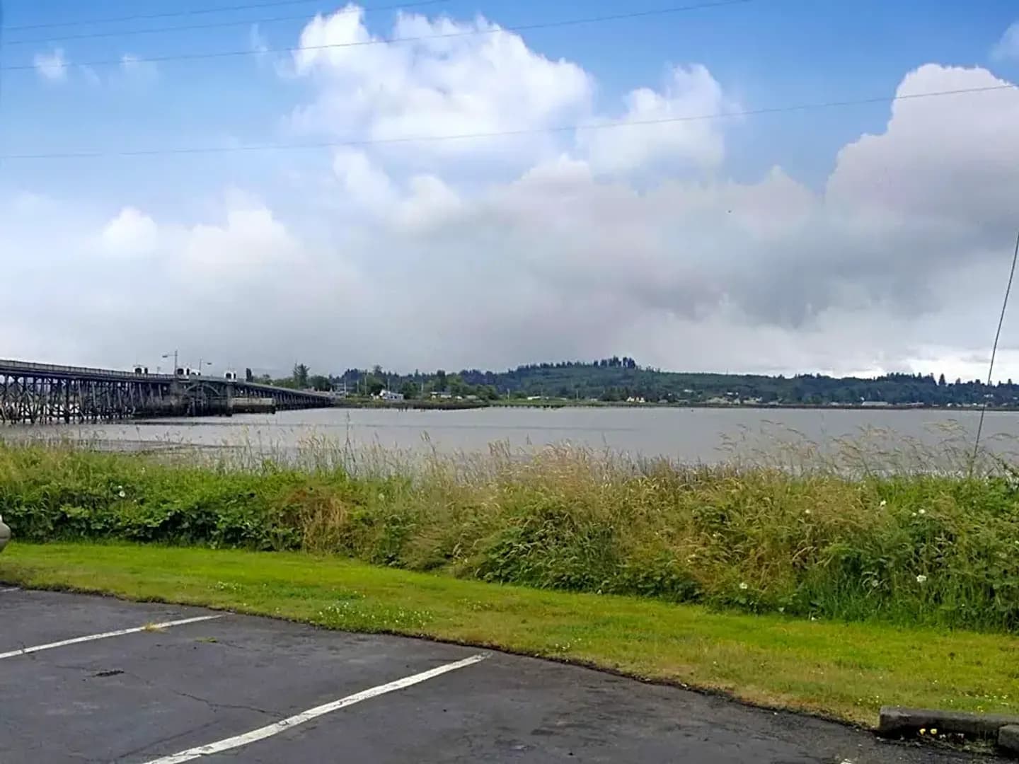 ASTORIA Apartment: 1400 W. MARINE DRIVE