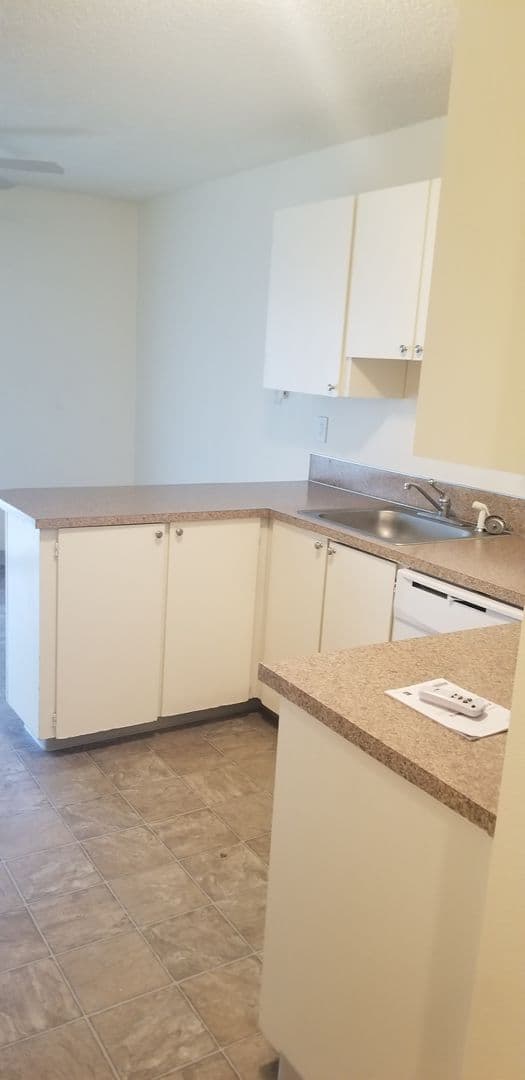 PORTLAND Apartment: 441 SE 111TH STREET