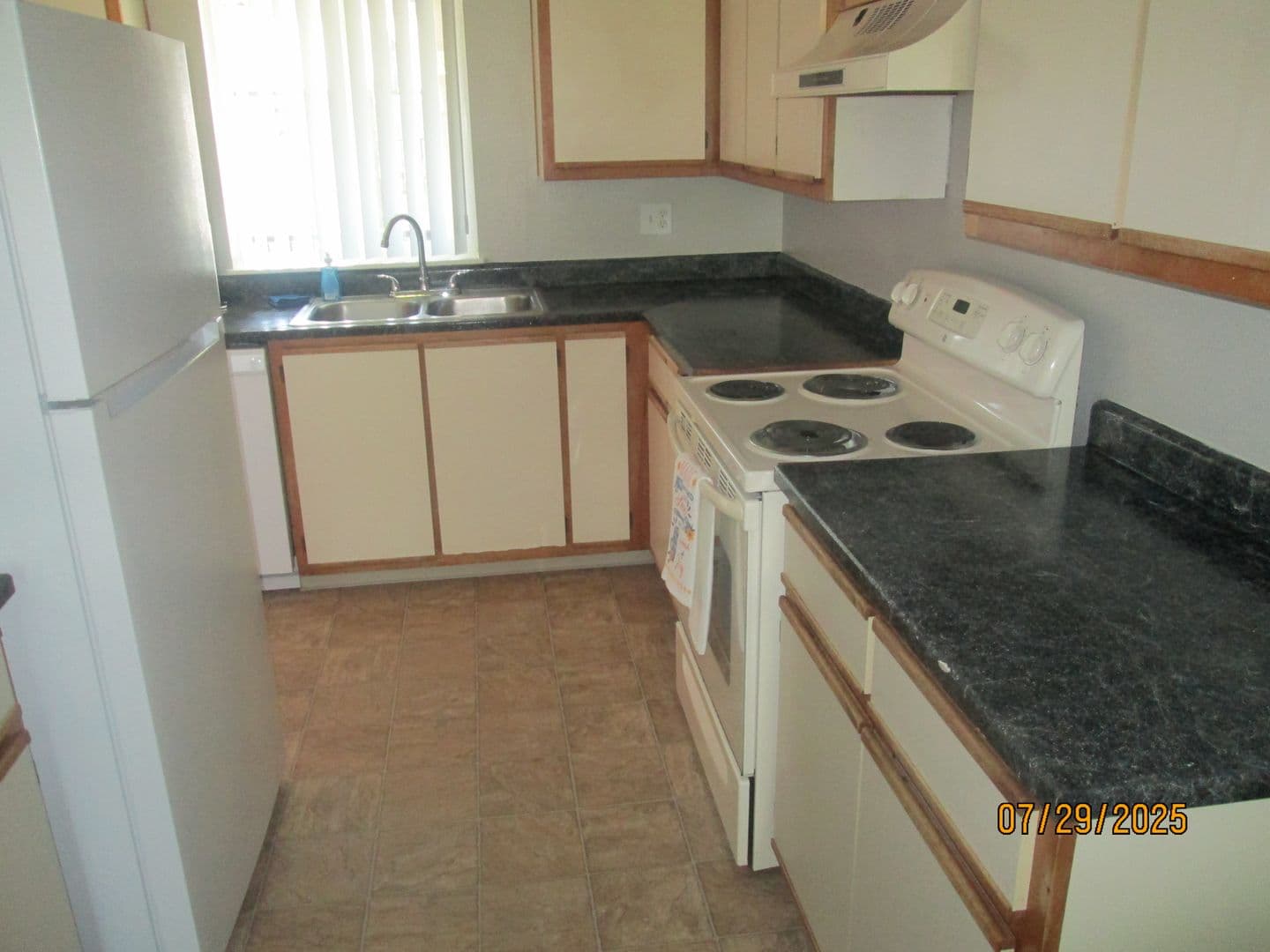 MILWAUKIE Apartment: 11556 SE FULLER ROAD