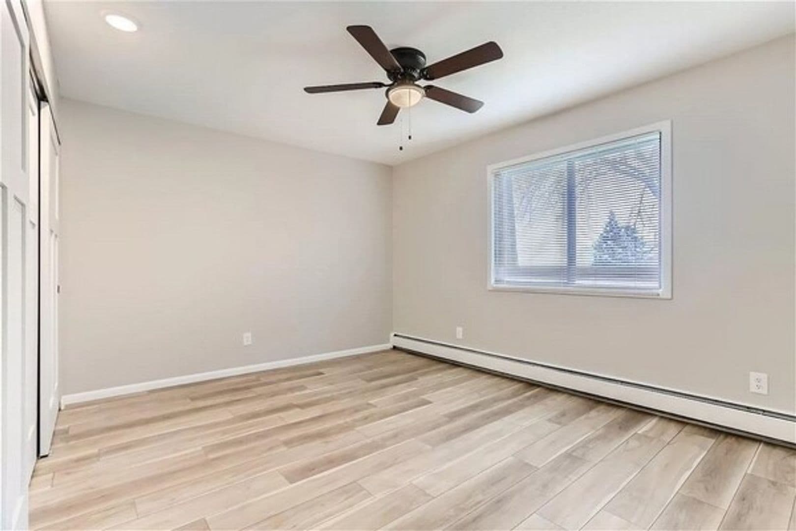New Hope Apartment: 8100 36th Ave N