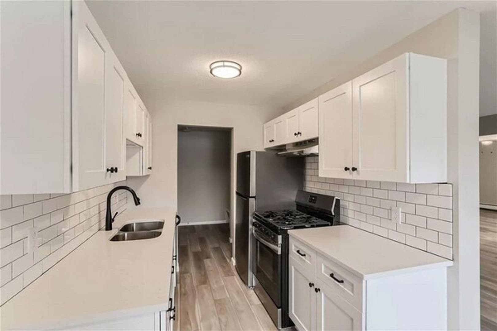 New Hope Apartment: 8100 36th Ave N