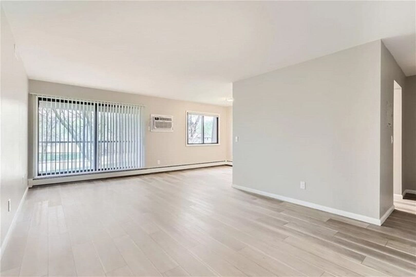 New Hope Apartment: 8100 36th Ave N