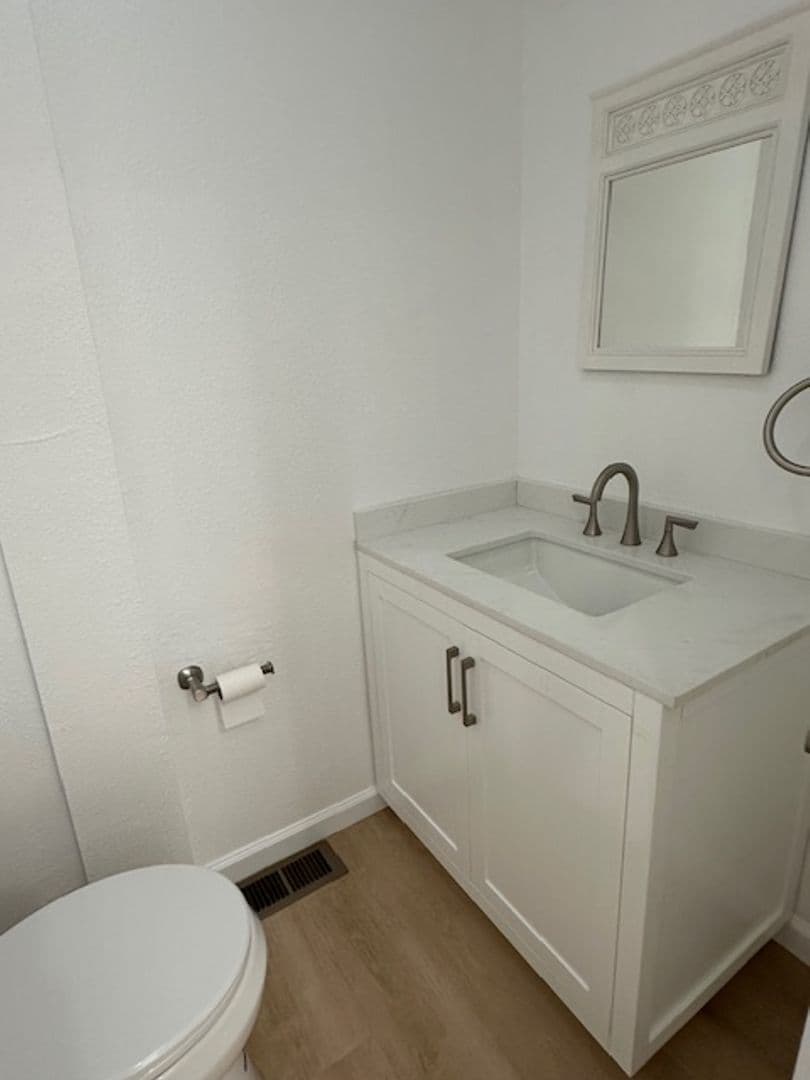 Santa Rosa Townhome: 2006 Humbolt St