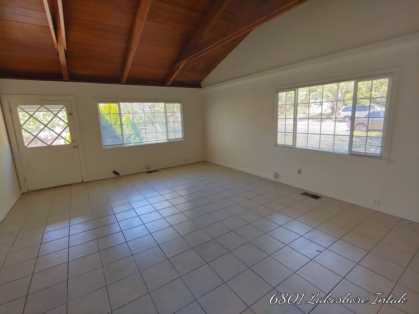 Lucerne House: 6801 Lakeshore Blvd