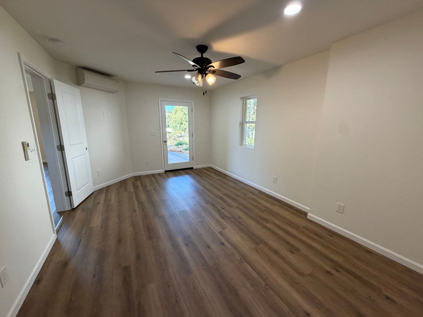 Hidden Valley Lake, House: 18591 North Shore Dr