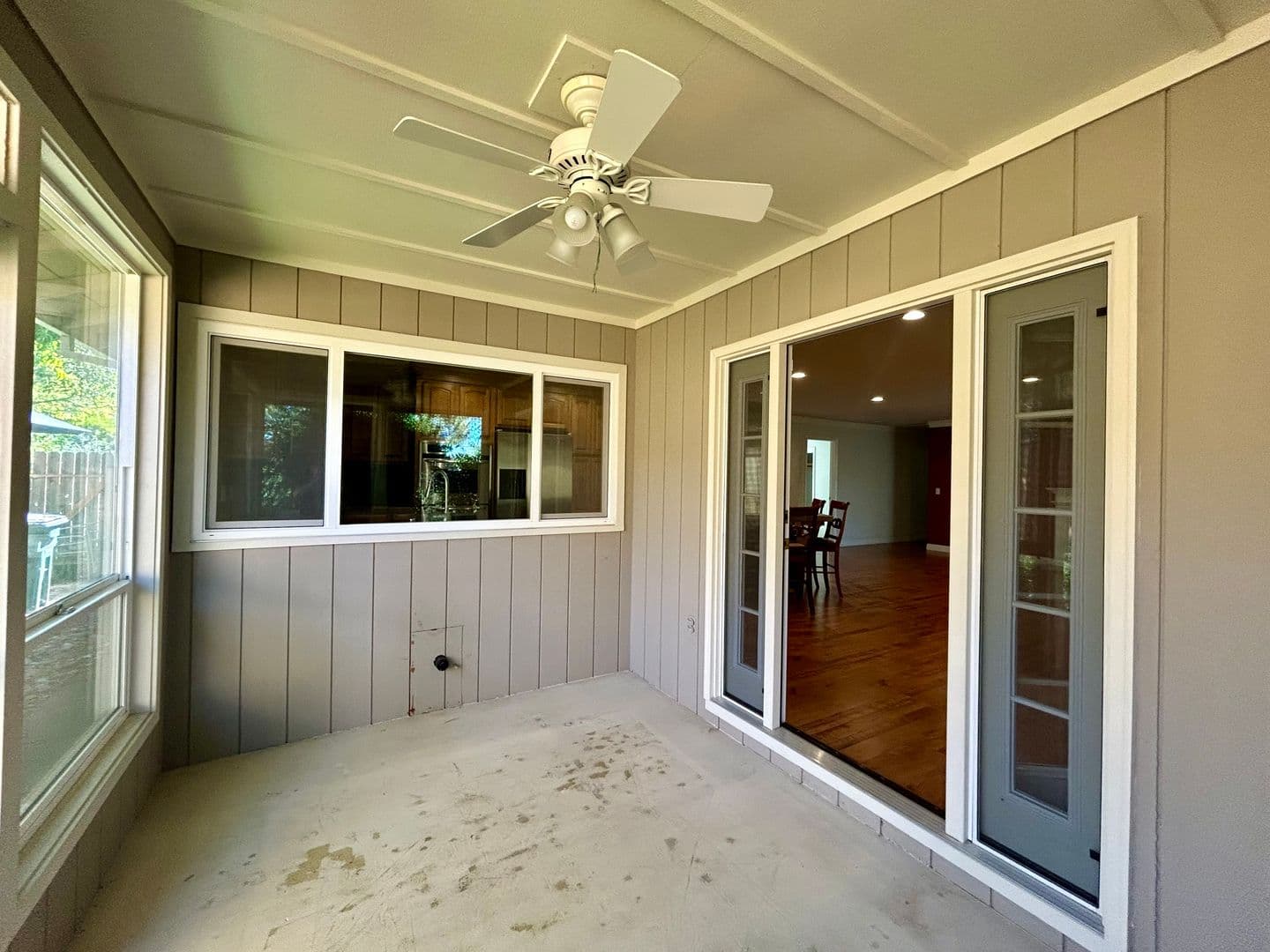 Santa Rosa House: 268 Oak Shadow Drive