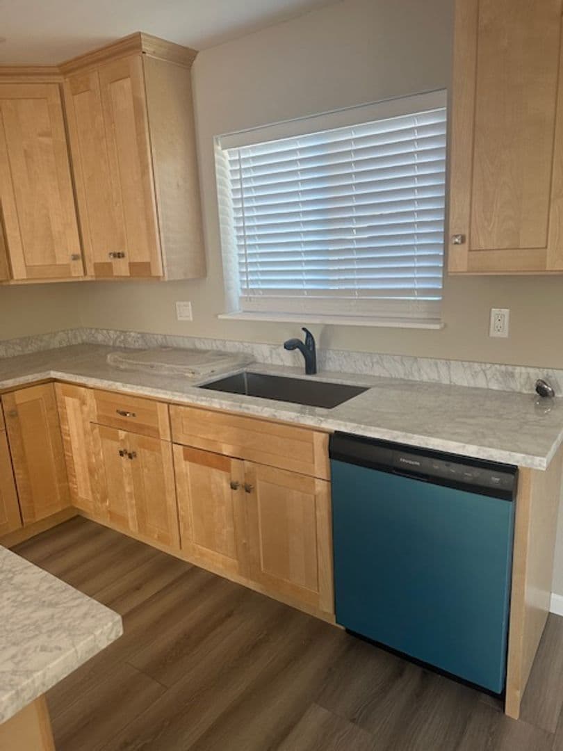Santa Rosa Apartment: 224A Brittian Lane