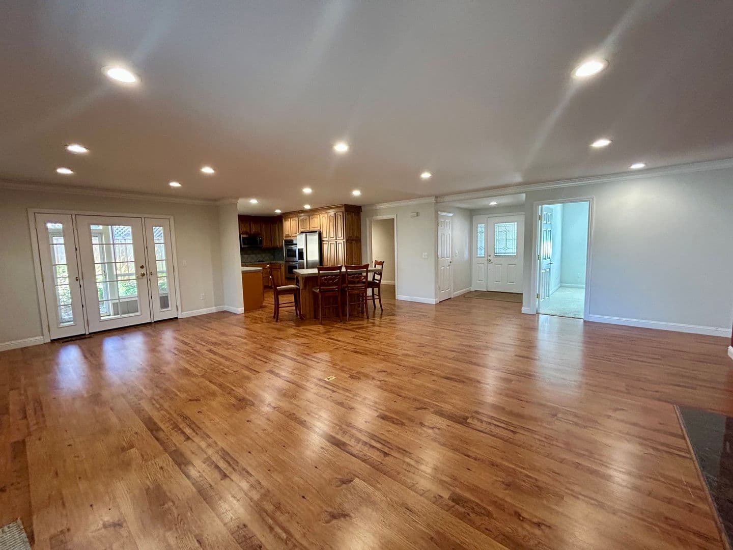 Santa Rosa House: 268 Oak Shadow Drive