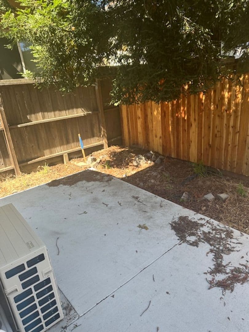 Santa Rosa Apartment: 224A Brittian Lane