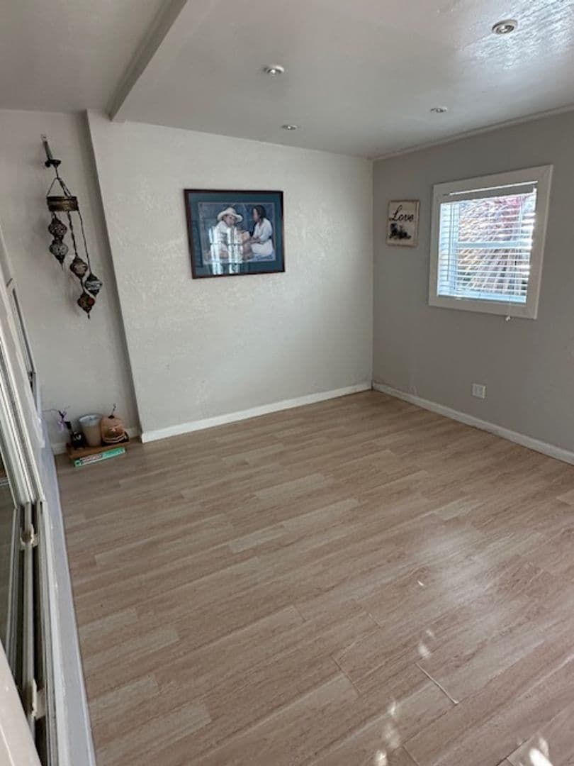 Windsor House: 9507 Lazy Creek drive
