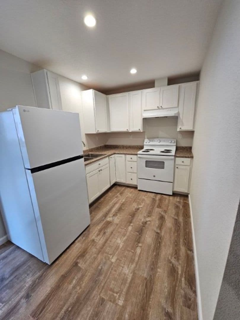 Lakeport Apartment: 2699 Scotts Creek RD