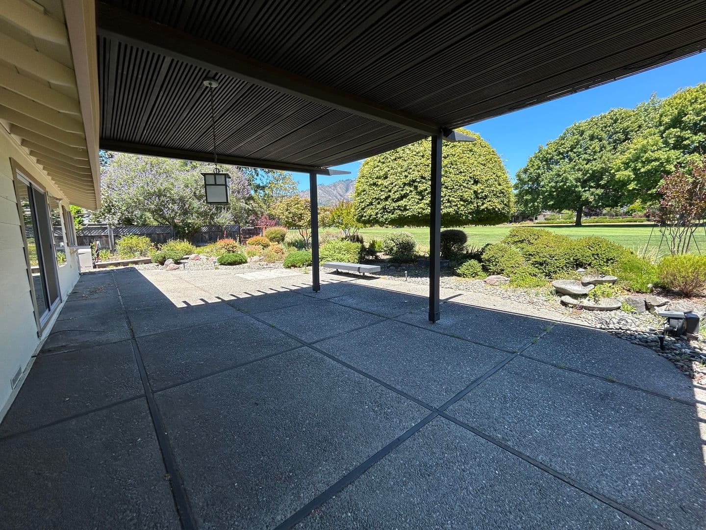 Santa Rosa House: 266 Valley Oaks Drive