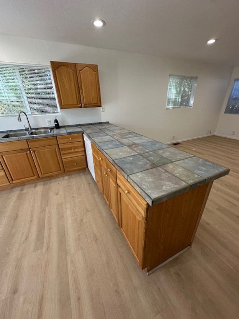 Santa Rosa Townhome: 2006 Humbolt St