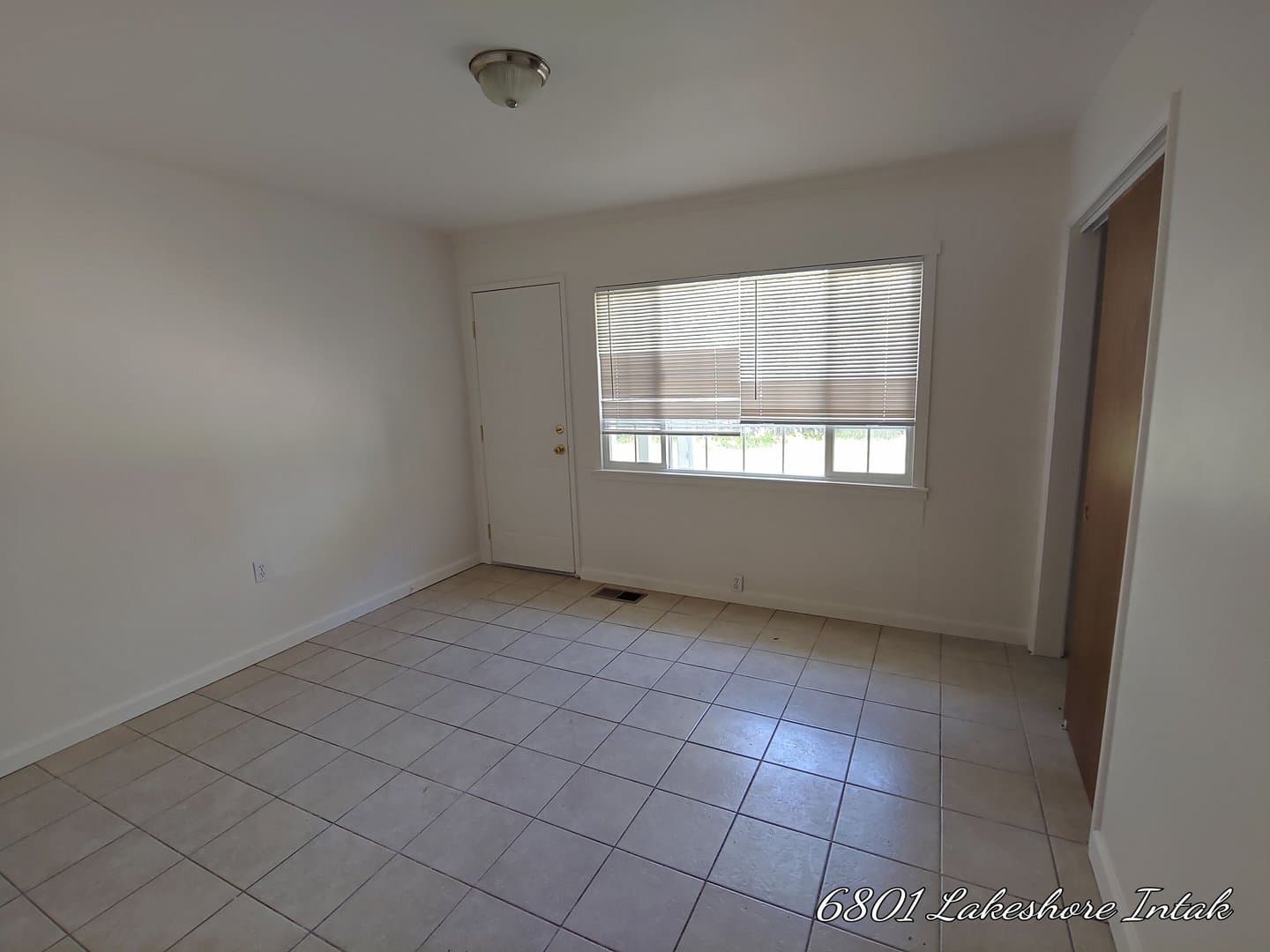 Lucerne House: 6801 Lakeshore Blvd