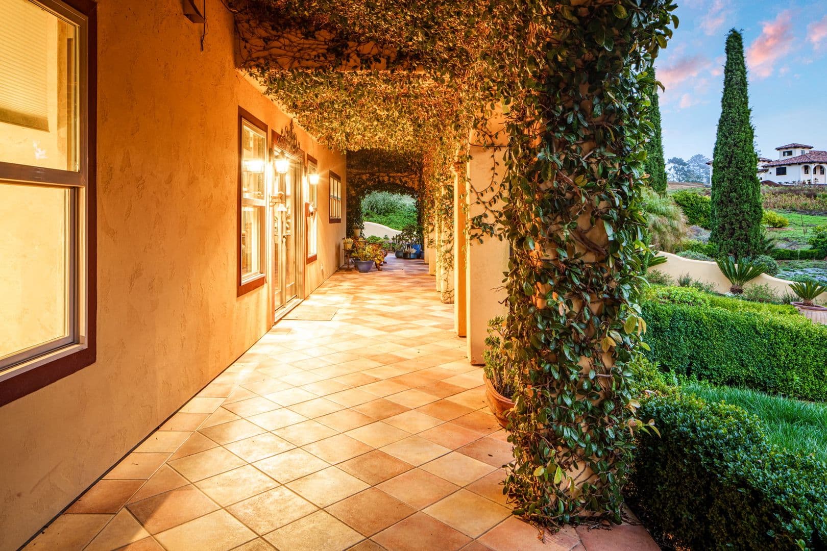 Occidental House: 17580 Taylor Lane