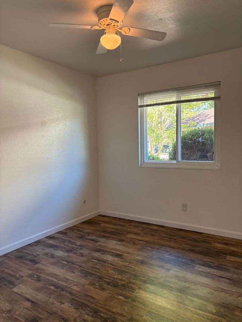 Santa Rosa House: 311 Algiers Ct
