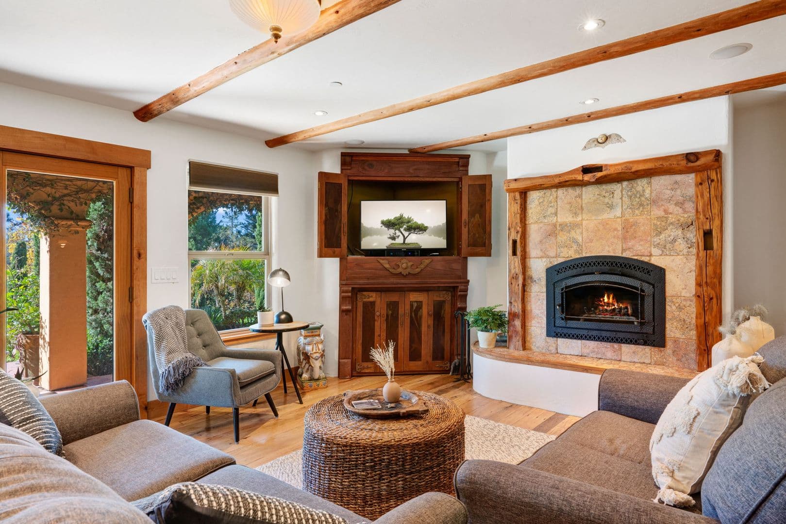 Occidental House: 17580 Taylor Lane