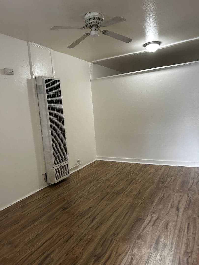 Riverside Apartment: 2726 5th St