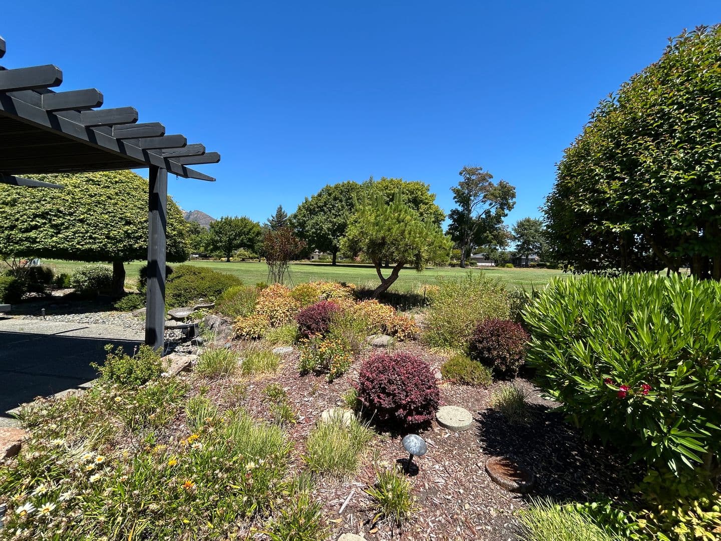 Santa Rosa House: 266 Valley Oaks Drive