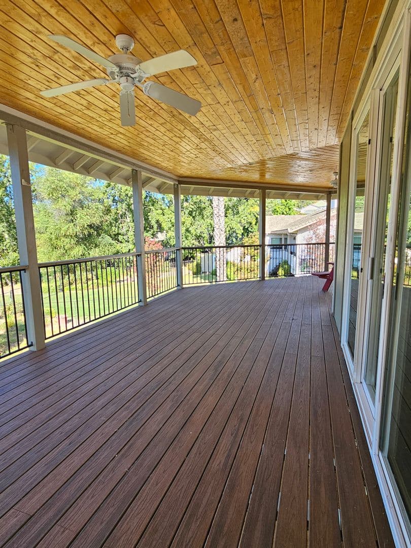 Hidden Valley Lake, House: 18591 North Shore Dr