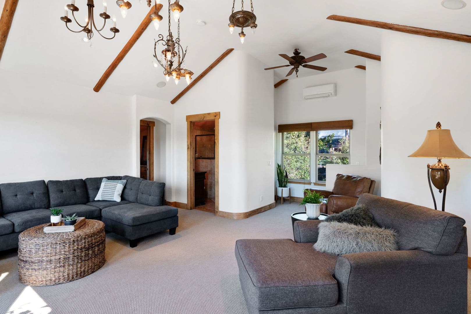 Occidental House: 17580 Taylor Lane