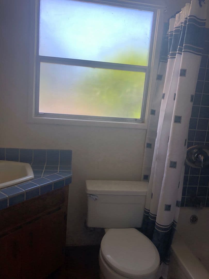 Santa Rosa House: 745 Louisa Dr
