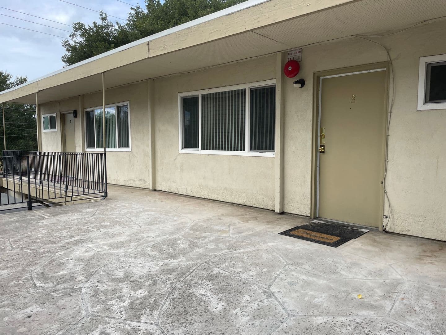 Santa Rosa Apartment: 446 S E Street