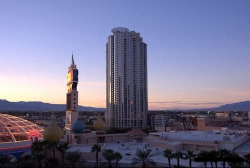 Las Vegas House: 200 West Sahara Ave