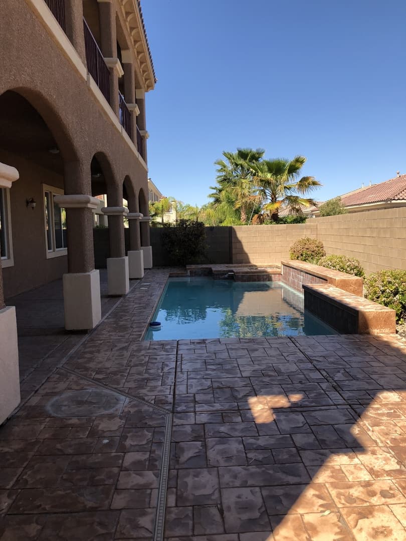 Henderson House: 2780 Mingary Ave